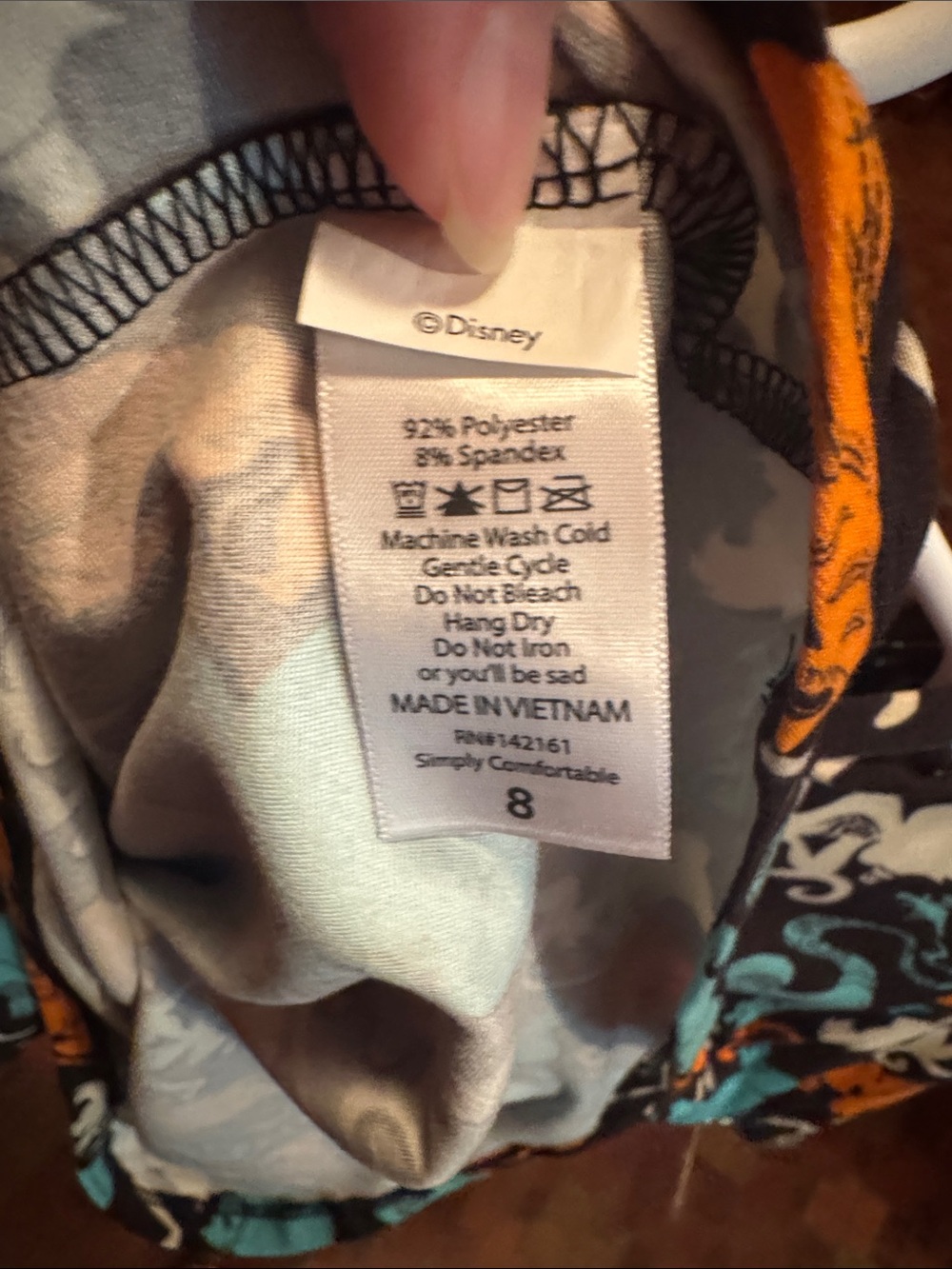 LuLaRoe Girl’s Disney Aladdin Shirt Size 8 - Picture 8 of 9